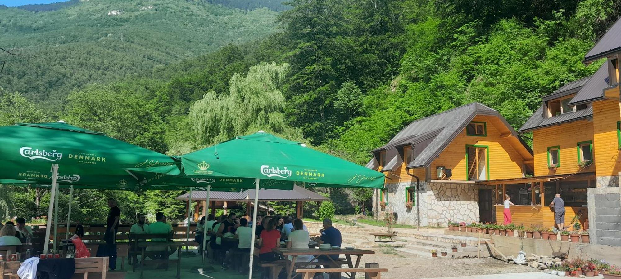 Rafting Camp Encijan Foca
